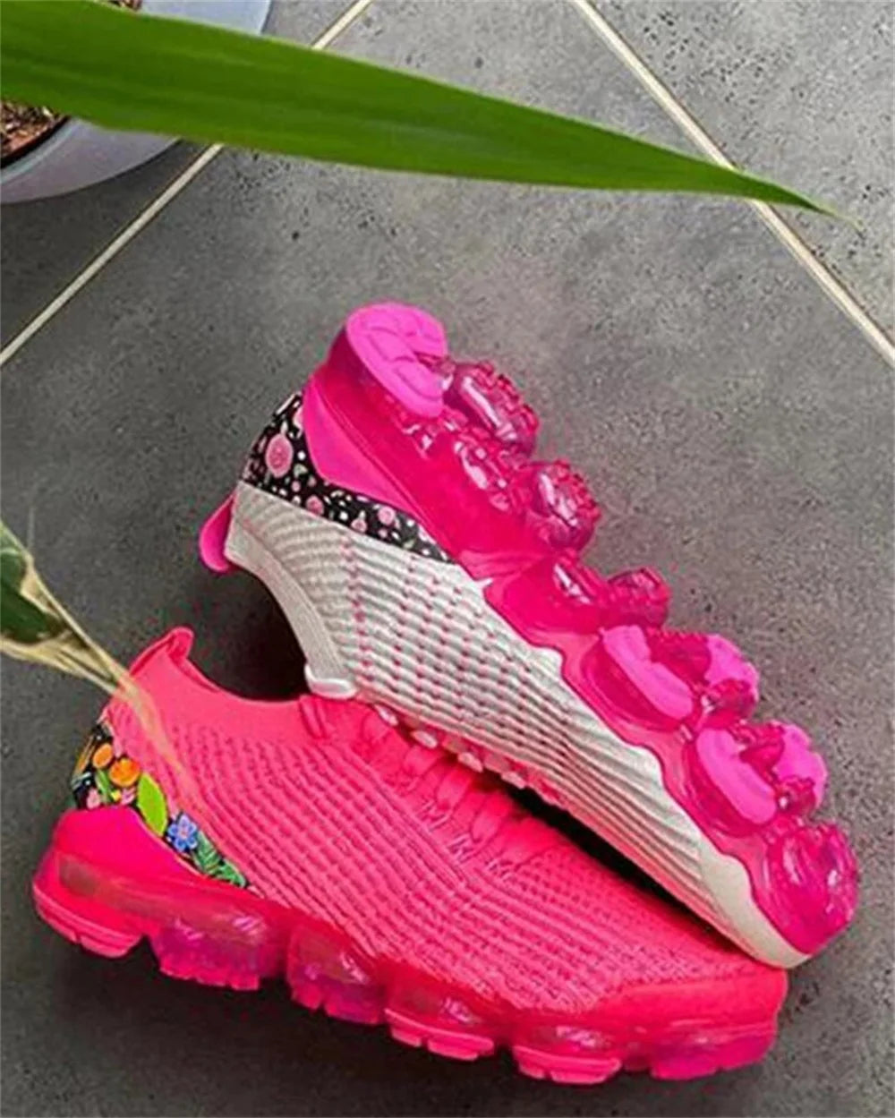 Knitted Fabric Floral Lace Running Sport Sneakers